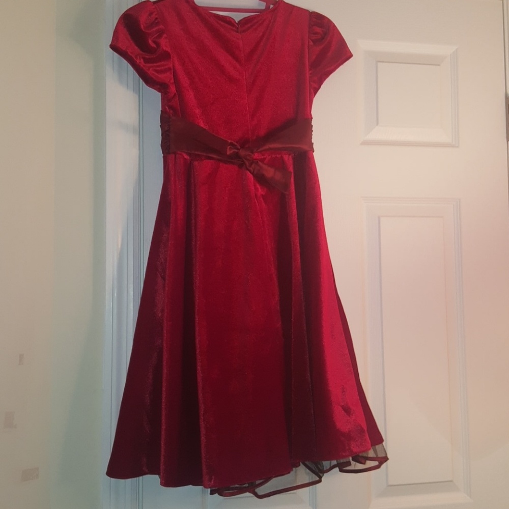 Red Dress - Picture 2 of 5